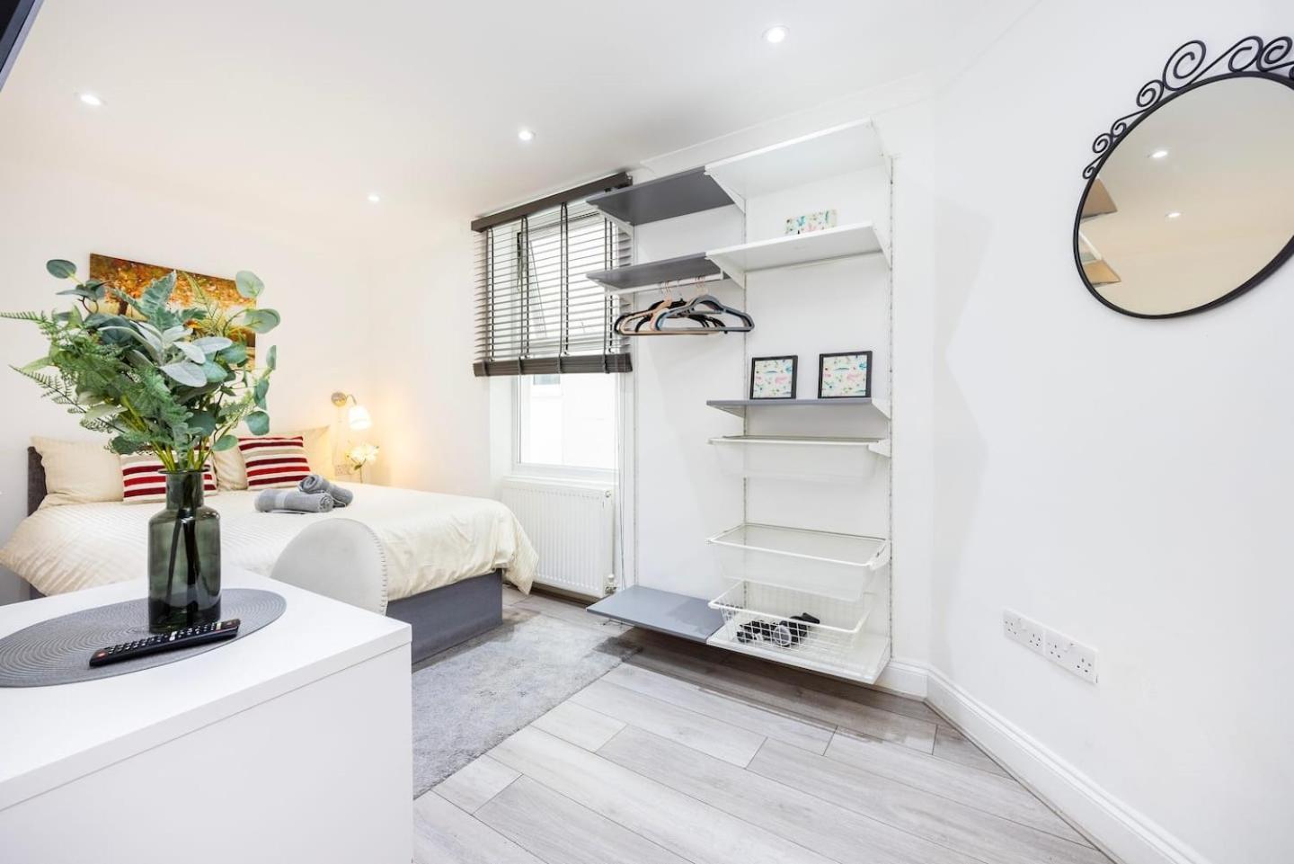 Three Bedroom 3 Bathroom In Kensington